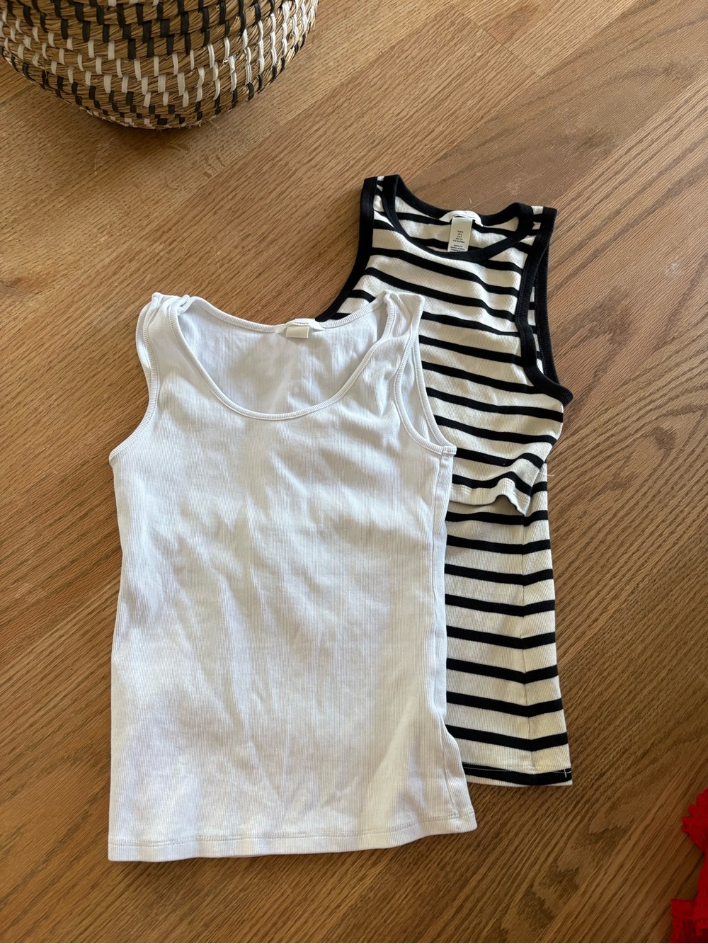 H&M mama tanks